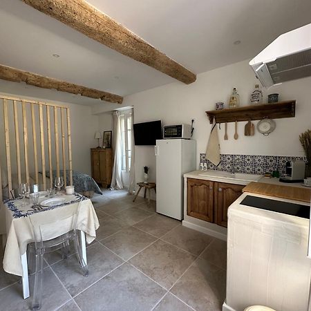Studio Centre Ville La Toscane Л'Іль-сюр-ла-Сорг Екстер'єр фото